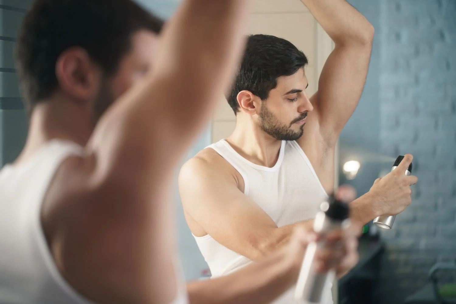 highlighting the issue of breakthrough body odor