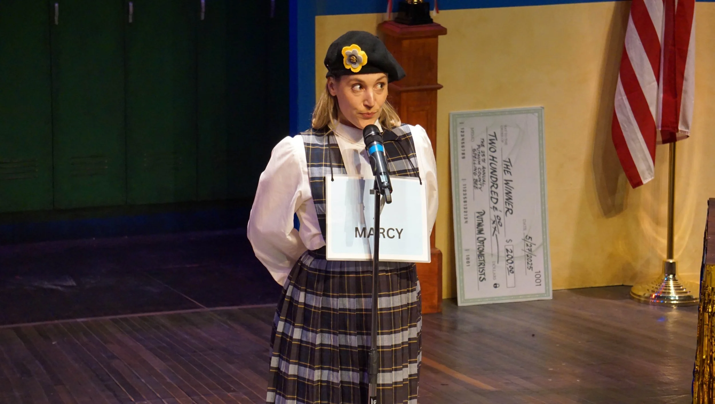 Bee48609.jpg