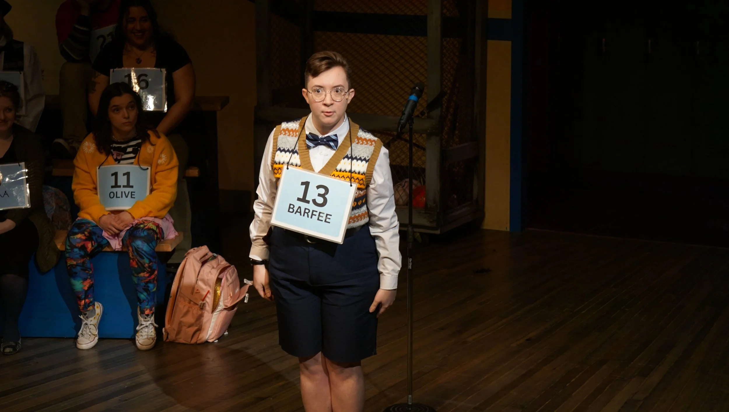Bee87454.jpg
