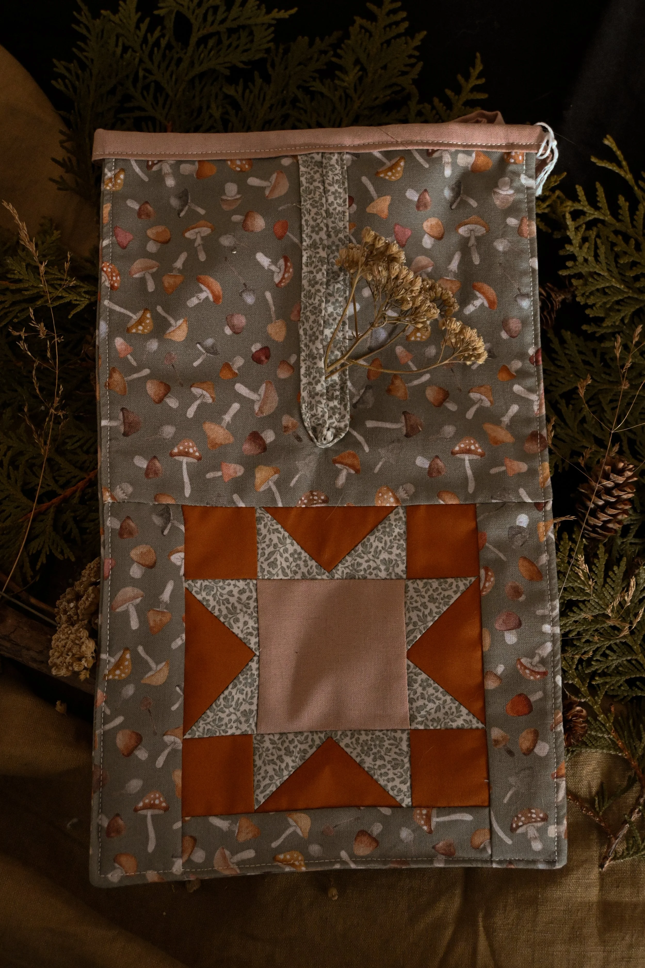 Collector's Pouch - Mushrooms and Blush