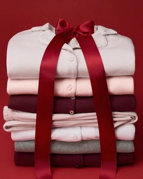 The Holiday Shop is now open at @knix on West 4th Ave 🎁

#shopwest4th #kitsilano #knix #holidayshop #vancouvershopping