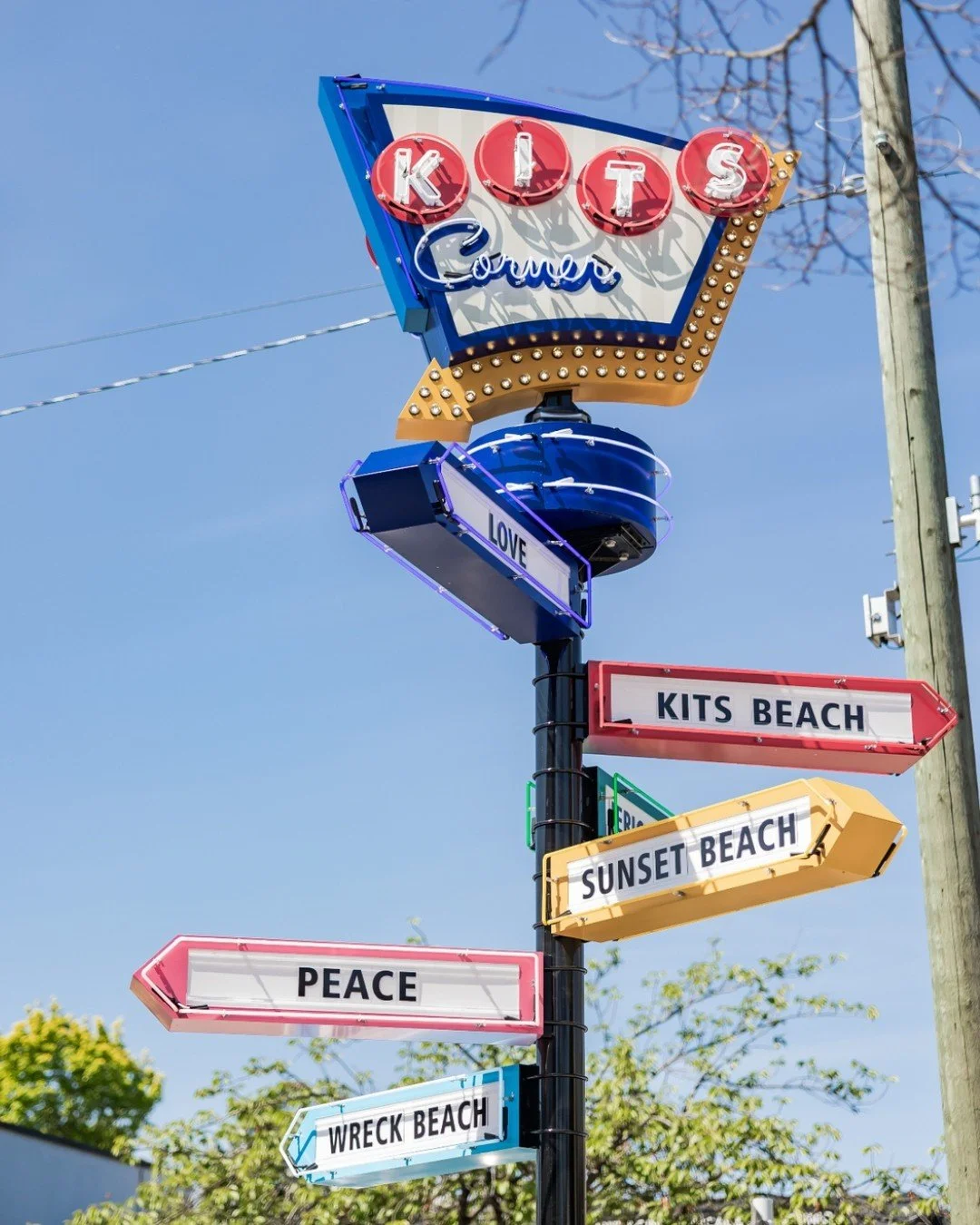 Starting the new year right, with a day on West 4th 💛

#shopwest4th #kitsilano #vancouver