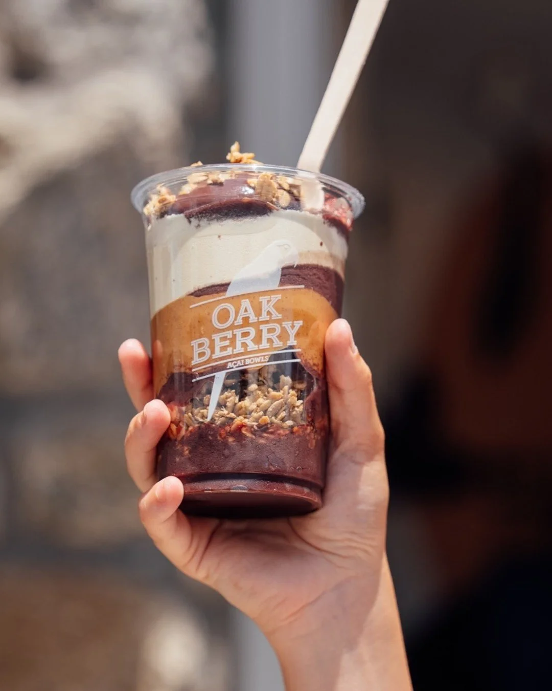 Fitness &amp; Fuel on 4th Series: Oakberry 🍓🍌

If you&rsquo;re on West 4th and suddenly craving the perfect a&ccedil;a&iacute; bowl, Oakberry the spot for you. It is our go-to for fresh toppings, feel-good fuel, and the ultimate sunny-day treat in 