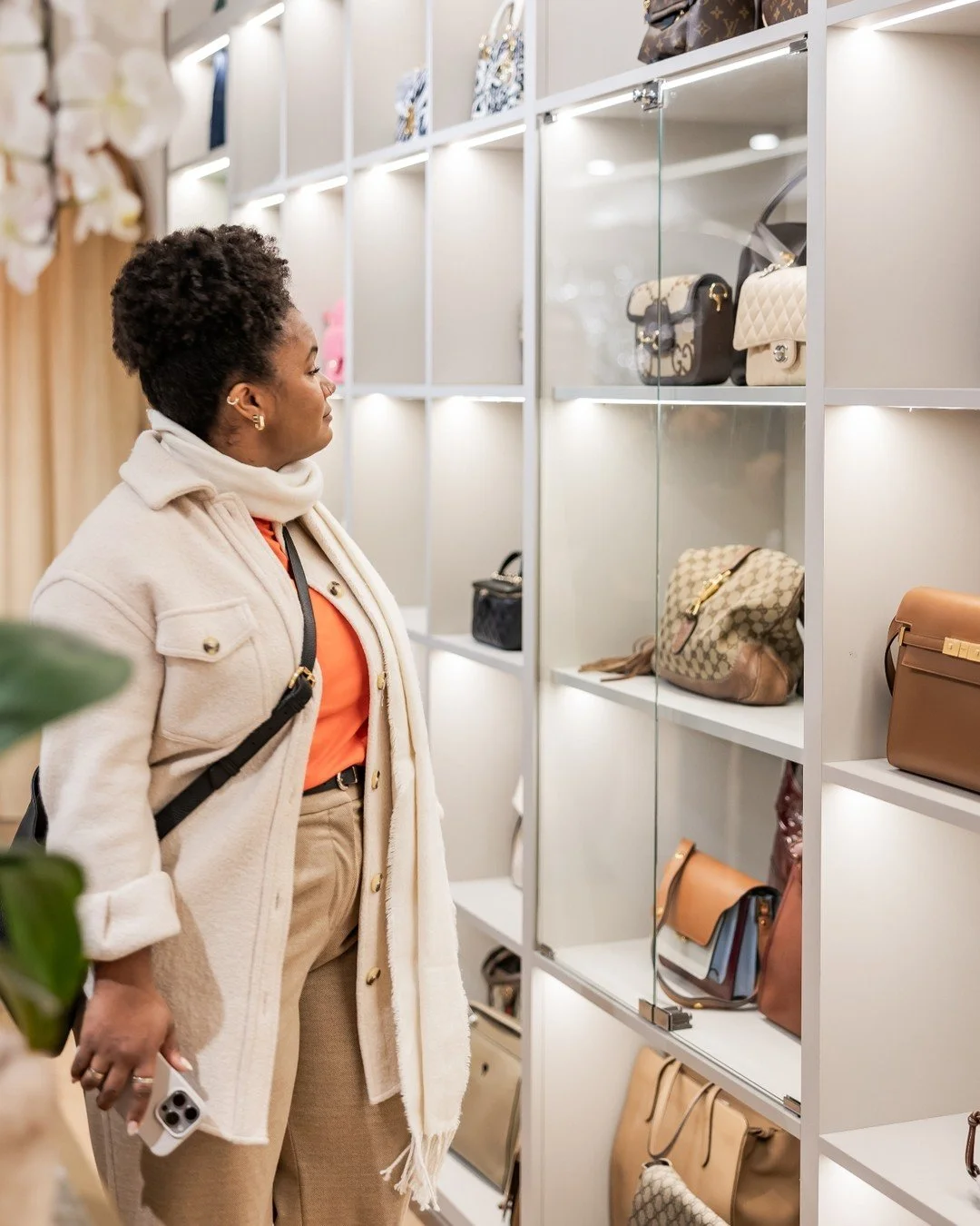 5 Spots on West 4th we're excited to shop at this spring 🌸🧥

1. Mine + Yours @mineandyoursco
2. The Latest Scoop @thelatestscoop_
3. Hill's Dry Goods @hillsdrygoods
4. Gerdene @gerdene.ca
5. Gravity Pope @gravitypope

#shopwest4th #kitsilano #vanco