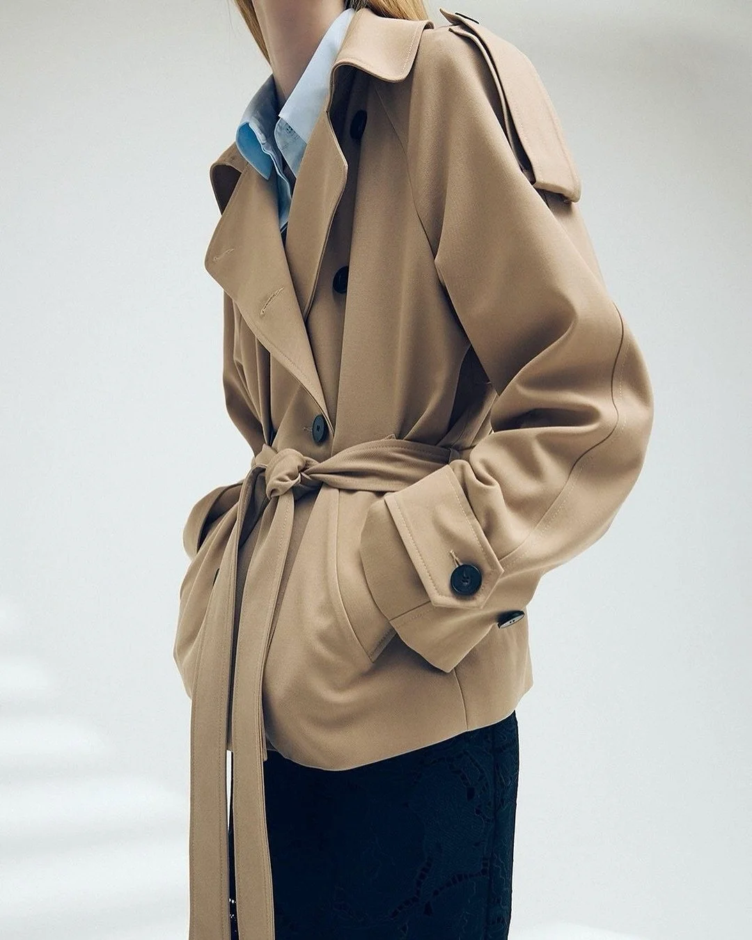 Easter outfit ideas on West 4th Ave 🐰
⠀⠀⠀⠀⠀⠀⠀⠀⠀
🧥 A trench coat for spring is a must. Whatever you&rsquo;re wearing, throw this cropped trench from @judithandcharles over top.
⠀⠀⠀⠀⠀⠀⠀⠀⠀
👛 A pastel bag of course. We&rsquo;re loving all the preloved