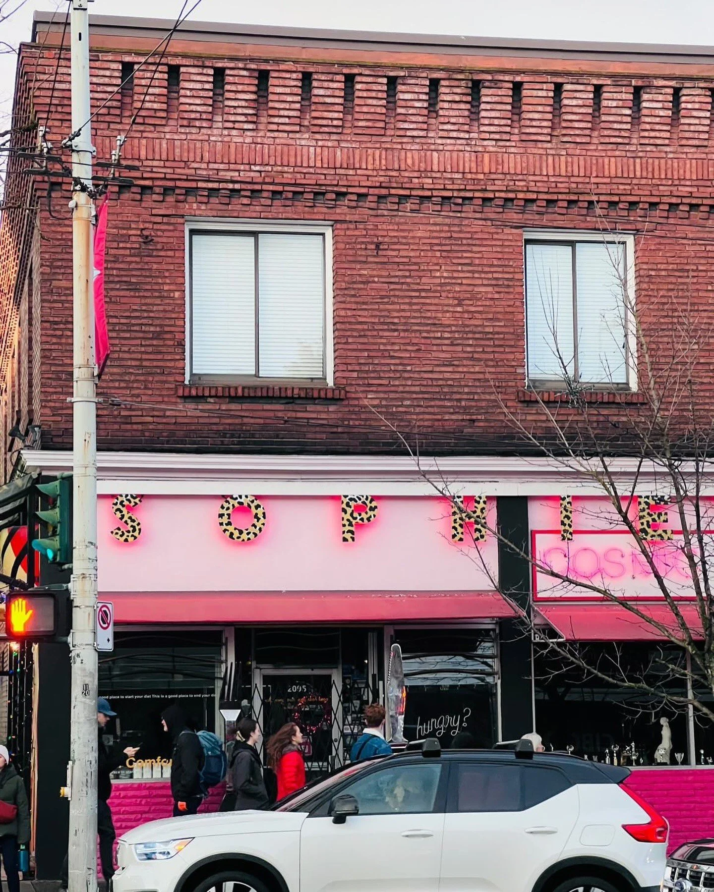 Only on West 4th: Sophies Cosmic Cafe

Since 1988, Sophie&rsquo;s Cosmic Caf&eacute; has been serving Kitsilano from its corner at West 4th and Arbutus &mdash; one of Vancouver&rsquo;s long‑running breakfast &amp; diner spots.

What started over 35 y