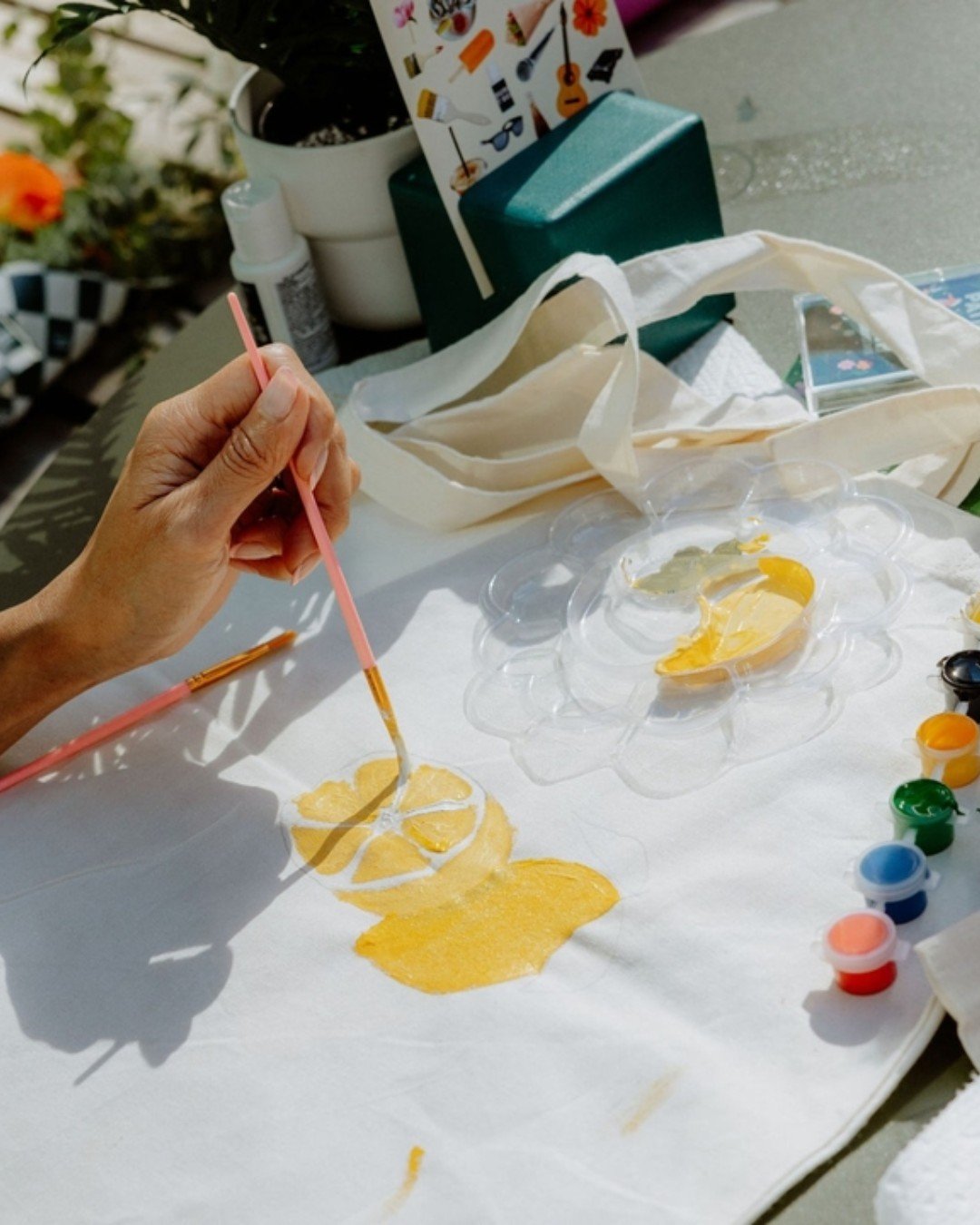 Join us for Painting in the Plaza with @artfromtheheartyvr 🎨

🧑&zwj;🎨 Watercolour Stickers
📅 June 16 | 6:00 &ndash; 8:00 PM
📍Maple &amp; 4th Plaza, West 4th Ave, Kitsilano, Vancouver
from CA$25.00

Learn the basics of watercolour painting and cr