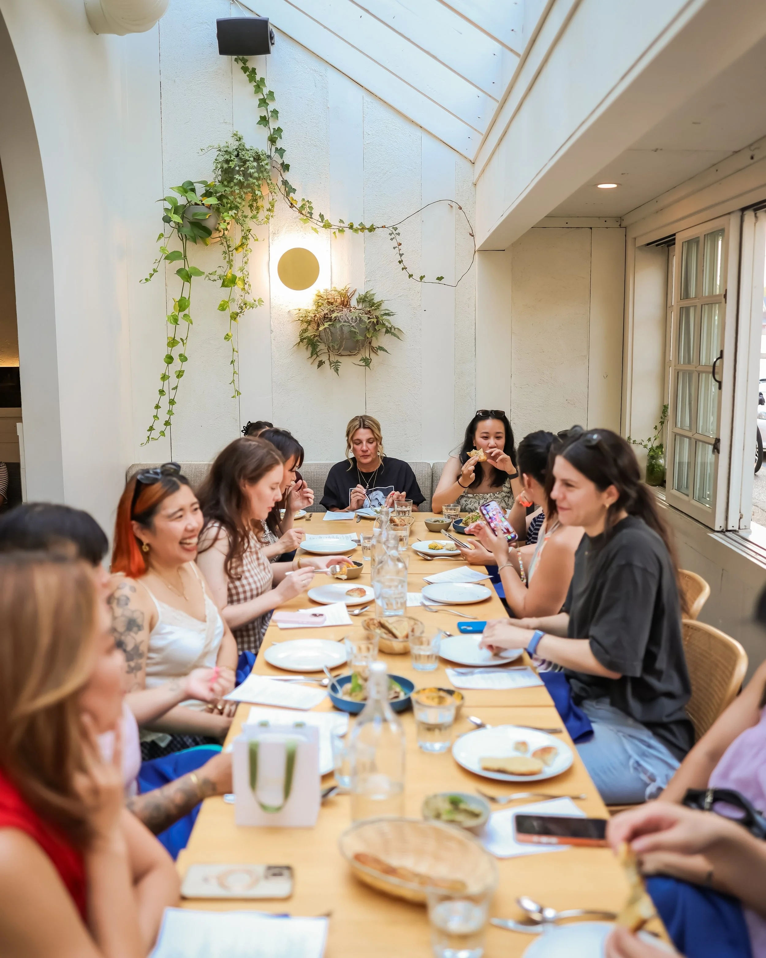 Looking for a fun day out with friends? West 4th has you covered. Here's where to go:

🧥 Stop 1: Fall Fashion Shopping
@gravitypope
@hillsdrygoods
@aritzia
@gerdene.ca
@judithandcharles
@kotn
@mineandyoursco
@poppybarley
@thelatestscoop_

☕️ Stop 2:
