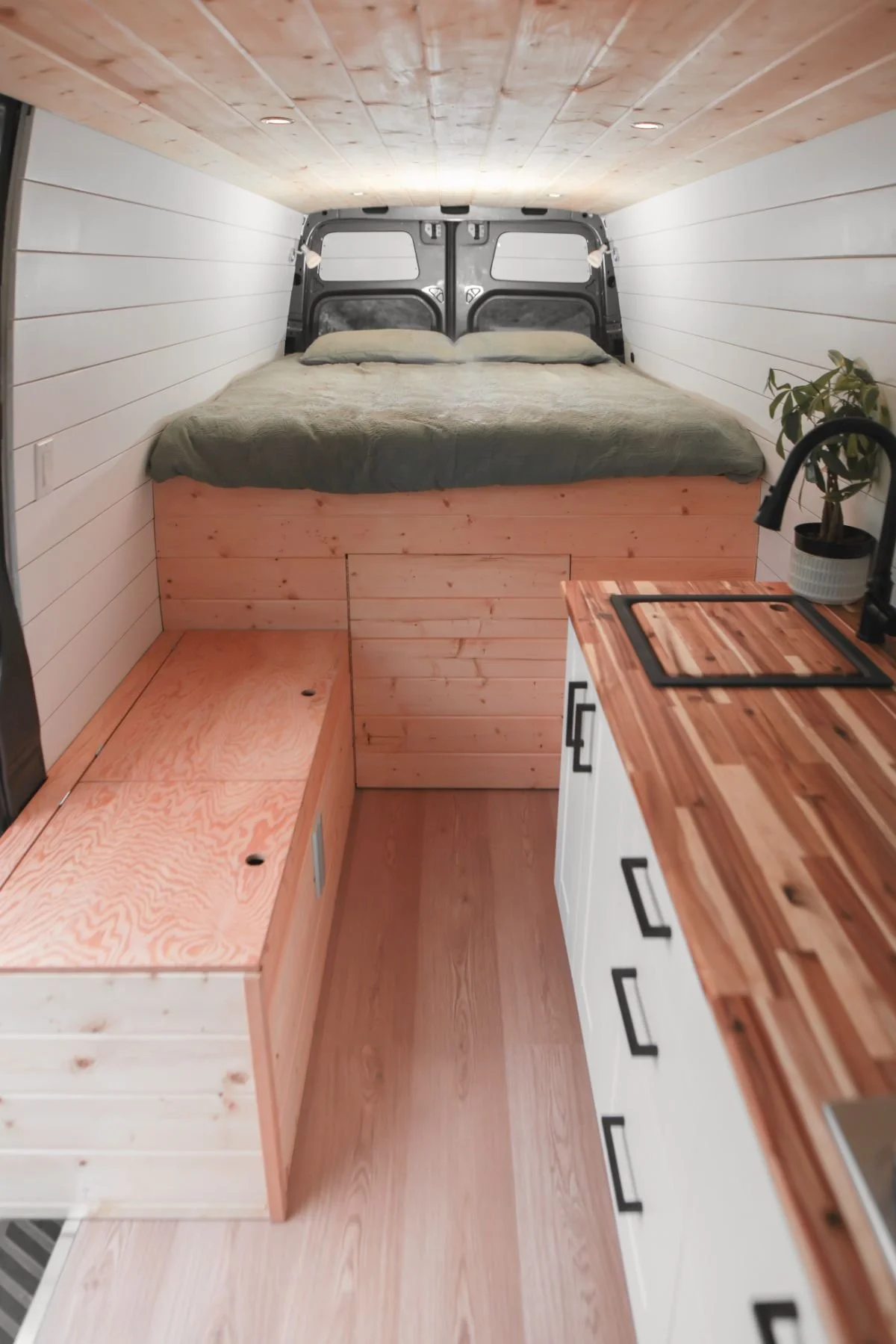 2011 Merecedes Sprinter Van Conversion by Outdoor Thrills4.jpg