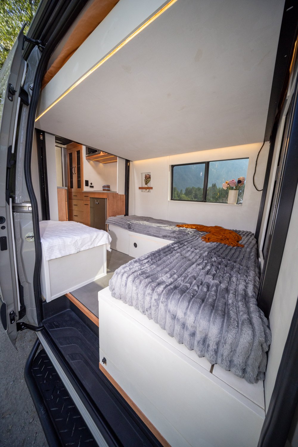 RobPerry_OutdoorThrills_WEB_ 02.jpg