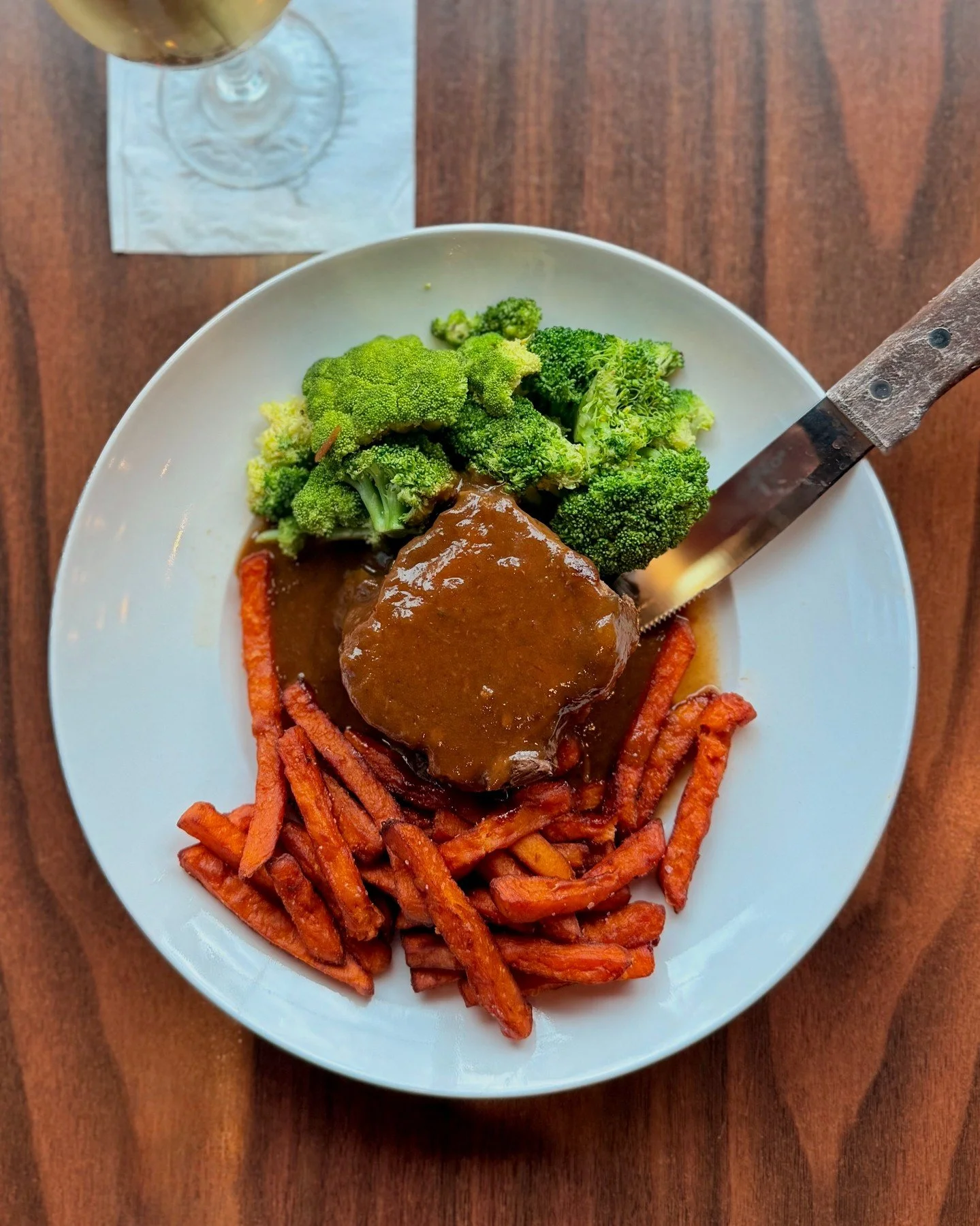 Craving something hearty and delicious? Indulge in our pot roast prepared the cowboy way 🤠

This slow-roasted masterpiece is fork-tender and topped with pan jus, ensuring every bite is a savory delight.

#ComfortFood #RoastedLowAndSlow #FoodieHeaven