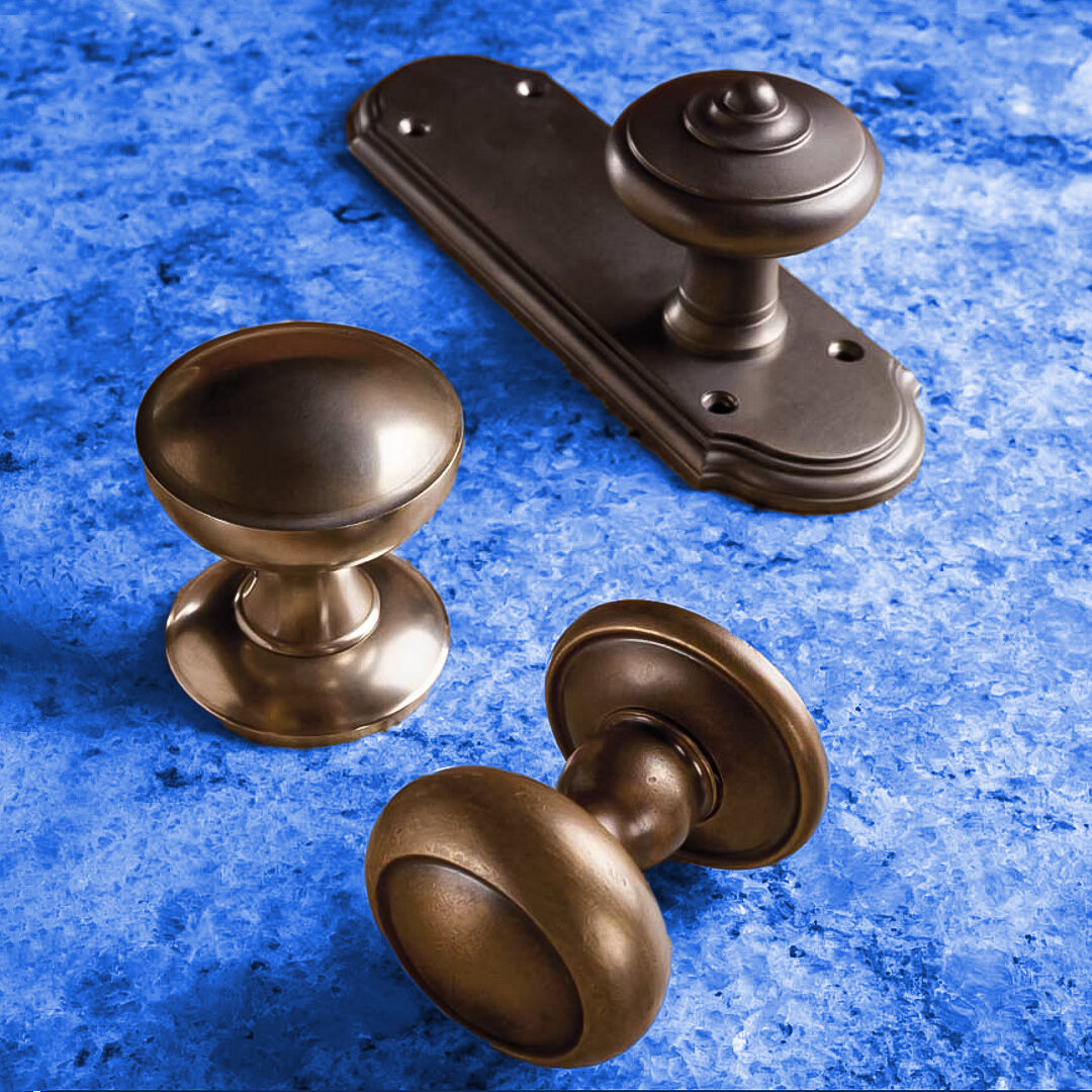 Attention to detail is everything regarding custom hardware - that's why we trust Merit Metal.

We're here for custom hardware for unique design and restoration projects. 

www.chicagobrass.com 

#chicagobrassinc  #luxury #moderntraditional #doorhard