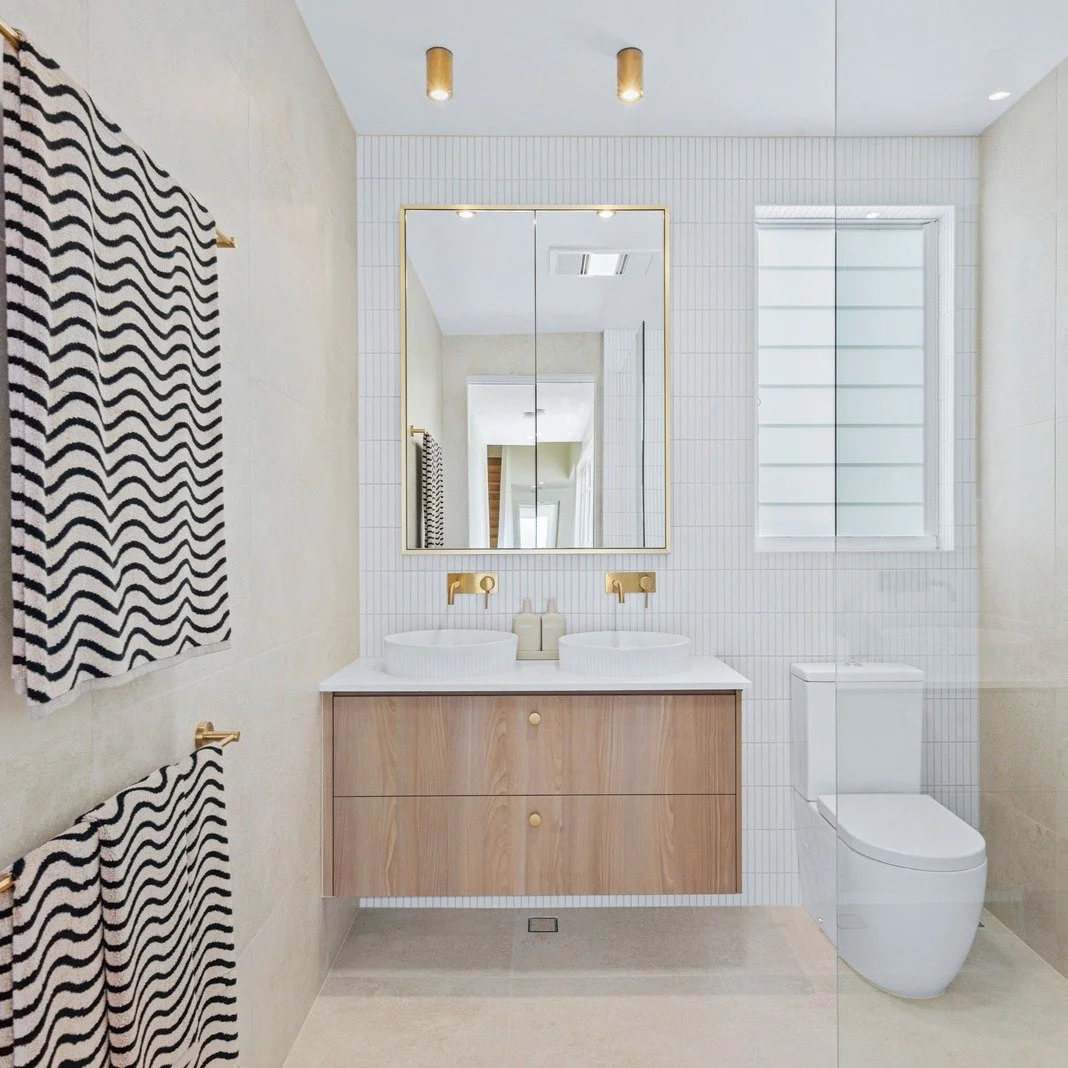 Caulking isn&rsquo;t just for looks; it keeps your bathroom leak-free, mould-free, and looking flawless. 💧✨ Small bead, big protection!