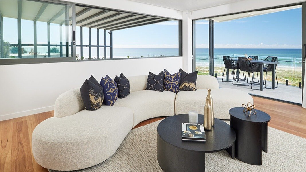 Good work you don&rsquo;t notice (but it matters 😉)

We completed the caulking work on this stunning coastal space, ensuring every edge is clean, durable, and built to withstand the elements - without taking away from the view.🌊