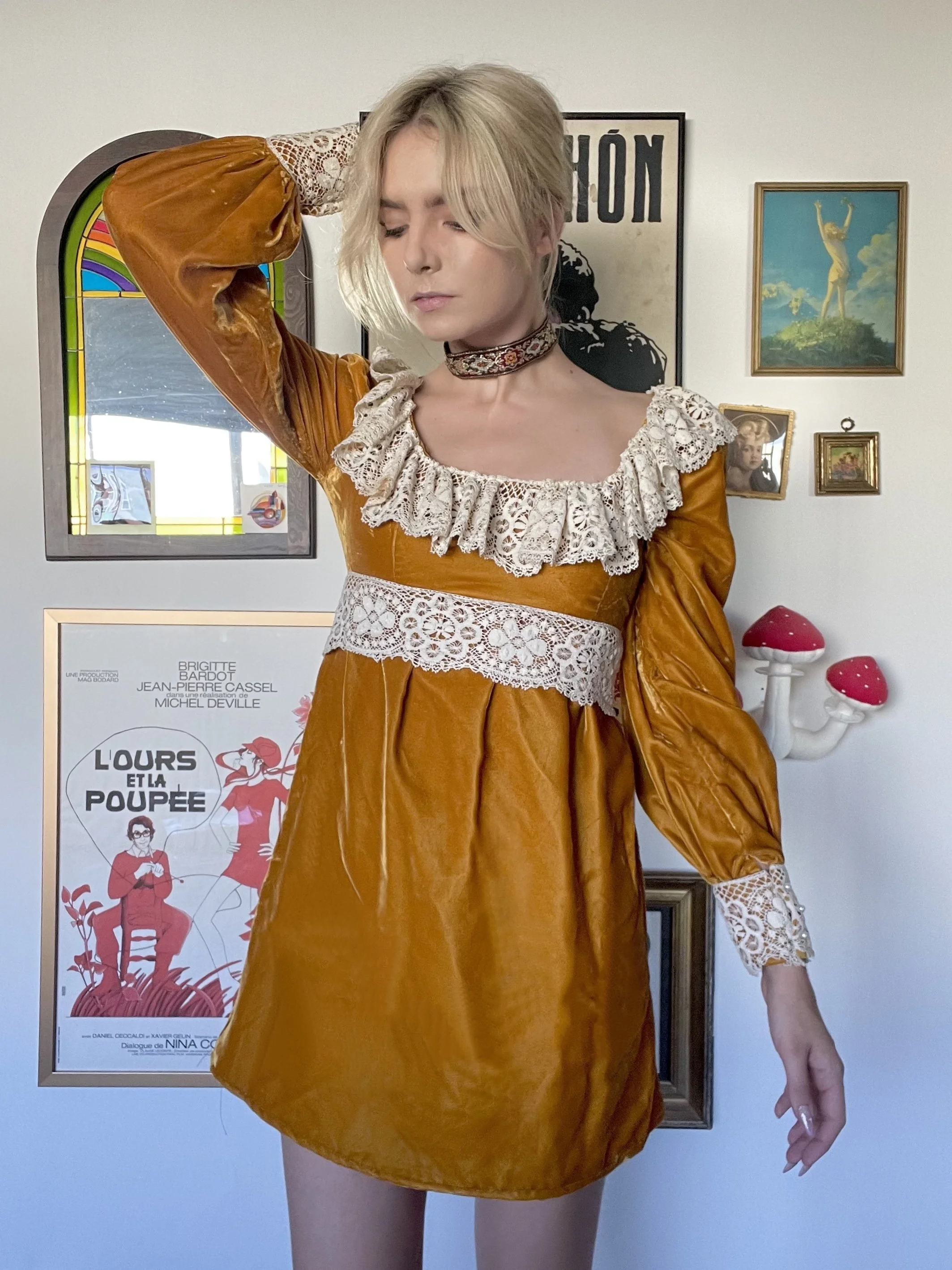 Velvet Illusion Mini