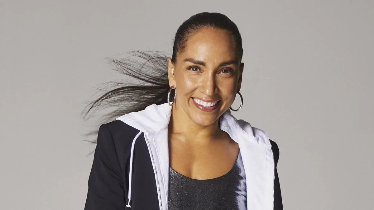 Robin Arzon headshot-this one.jpg