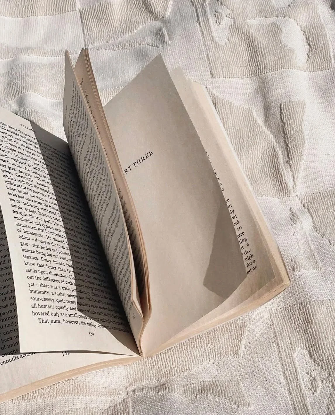 Join us for the return of our Boheme Book Club. 

A chance to get inspired to read, chat, connect with like minded people, sip on delicious tea and chocolate.

We will be together choosing our next book and then meet every 6 weeks to discuss our indi