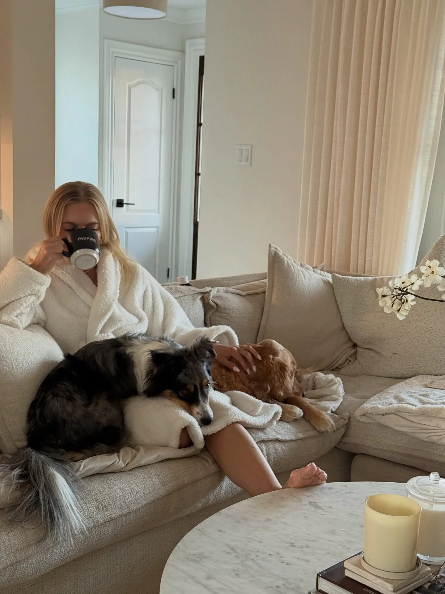 Caption this! 👇🏼&hearts;️🐶☕️🐶