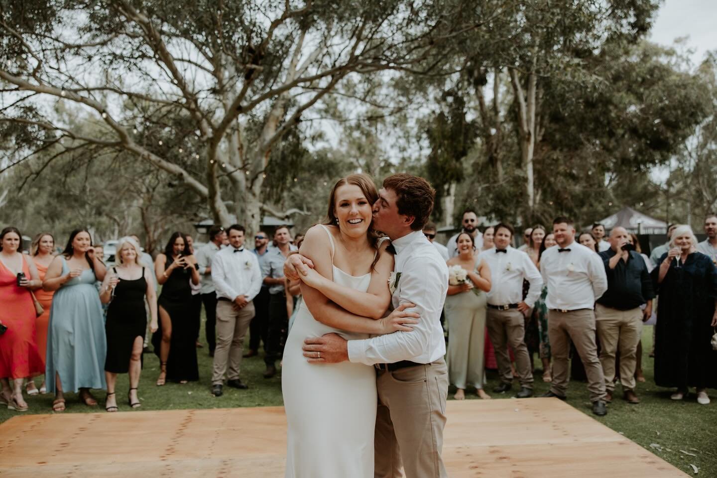 Another wedding safely delivered to its forever home, where the memories of their day will live on. #lisanardellaweddings