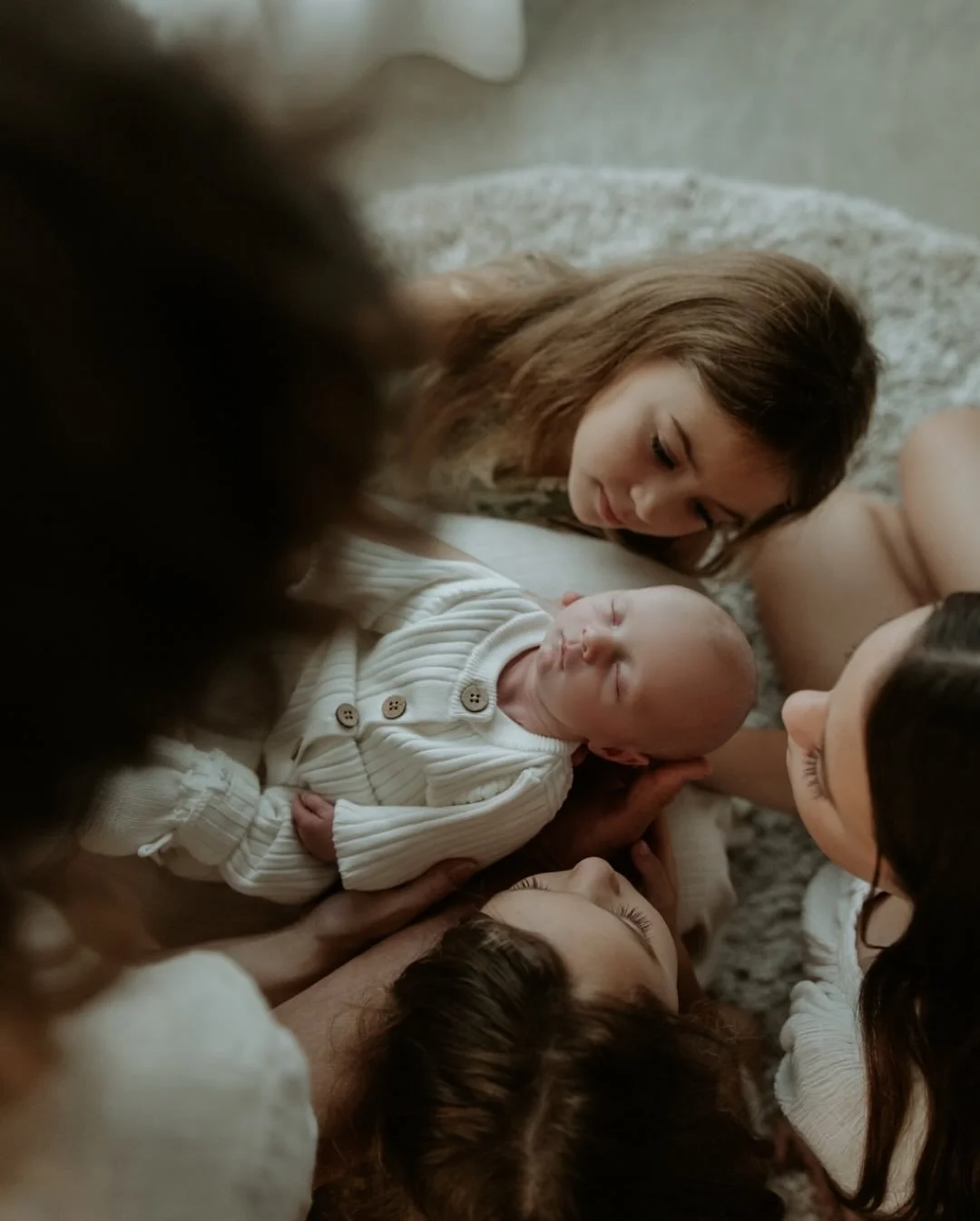Little Xavier arrived a few weeks earlier than expected &mdash; he just couldn&rsquo;t wait to meet his three big sisters. We captured these moments on his due date, and he was an absolute dream. His sisters were completely smitten, doting on him eve