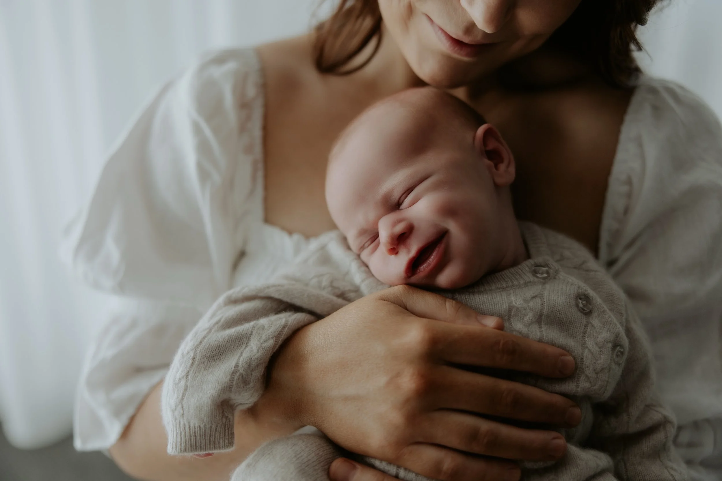 Baby smiles are the best. And this sweet one of Lincoln needed it's only space on the gram. #lisanardellafamilies