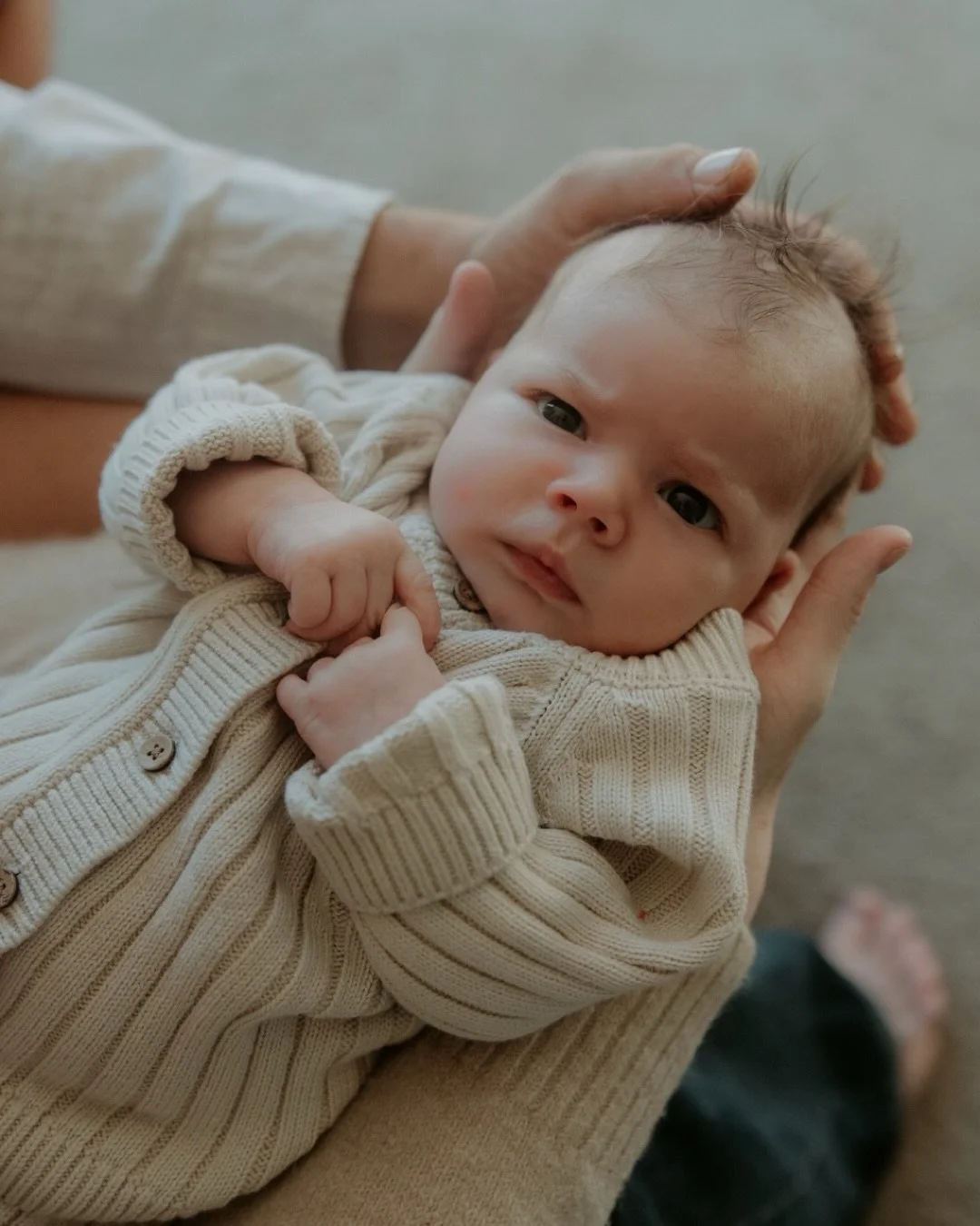 I feel so lucky that I get to capture brand new babies. Every newborn session takes me right back to when my own two were this tiny. And if I'm honest, it also gives me that newborn fix I always seem to crave.
This beautiful session was part of a Mat