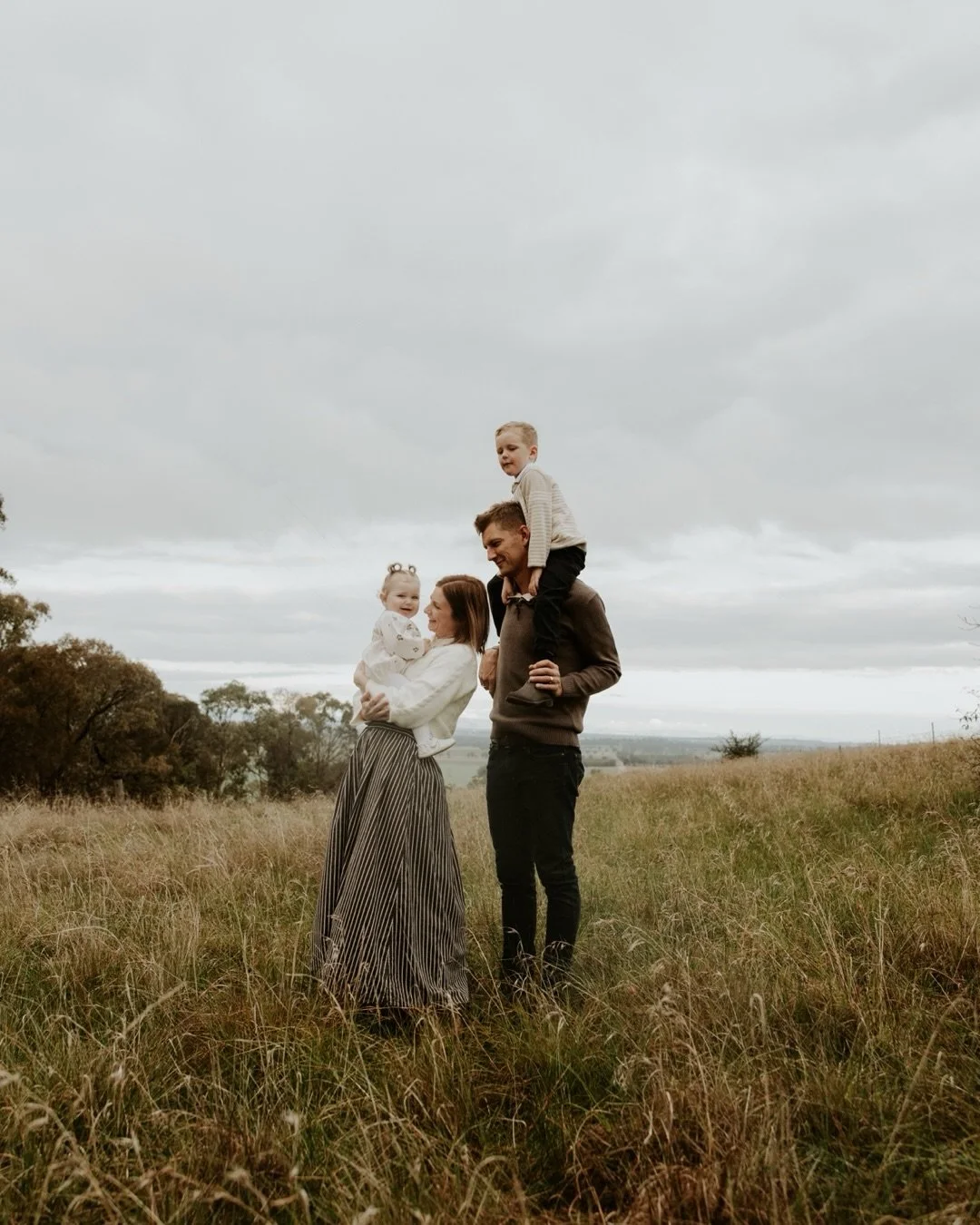 The Kent family, back again for their annual photos.
Over the years, I've had the privilege of watching this beautiful family grow, and I feel incredibly grateful to be invited back time and time again. Seeing the kids each year, how much they've gro