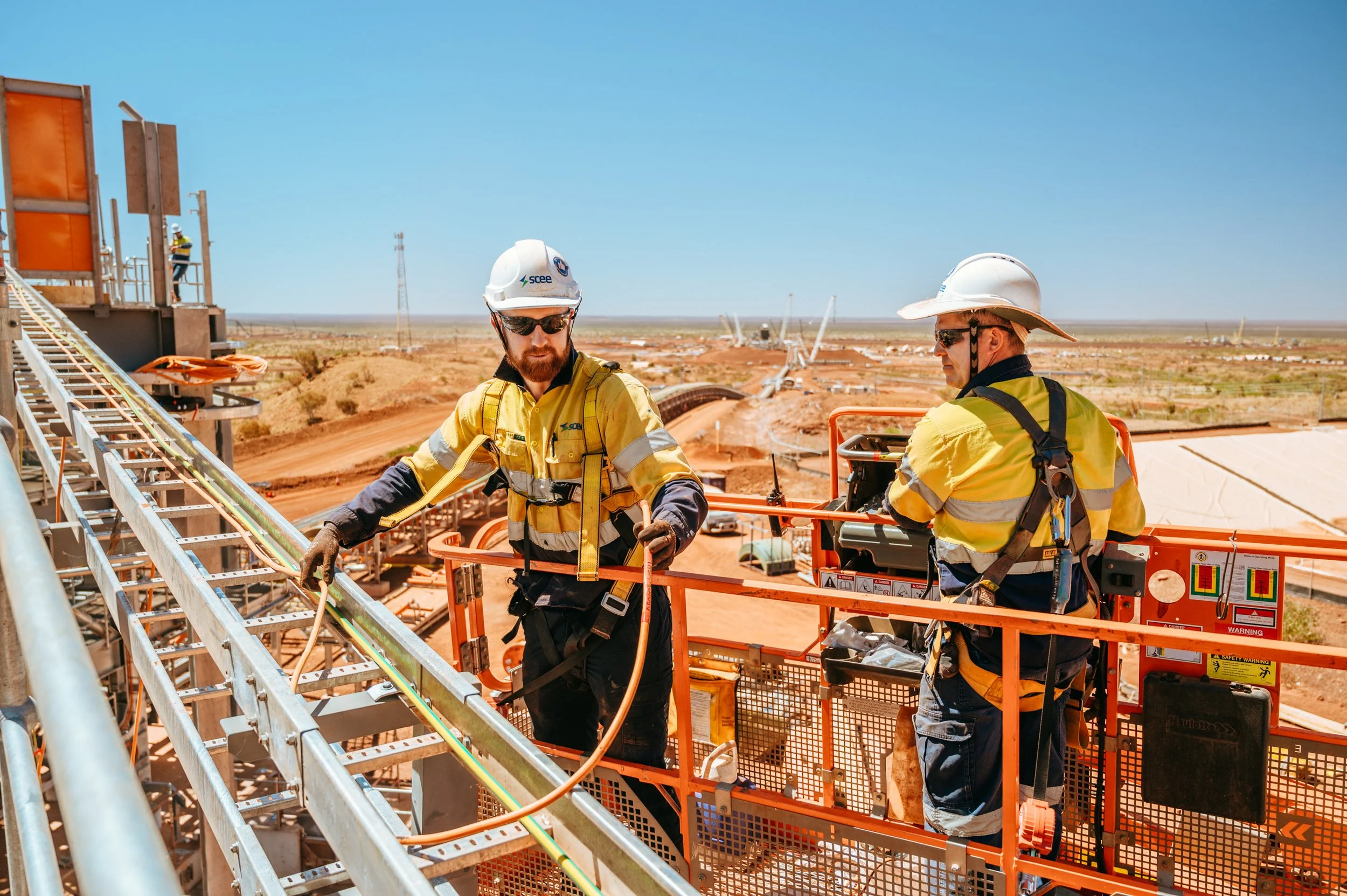 Mining photography, resource images, oil and gas photos, mining equipment pictures, green energy video production, TVC video production, mining videography, training
