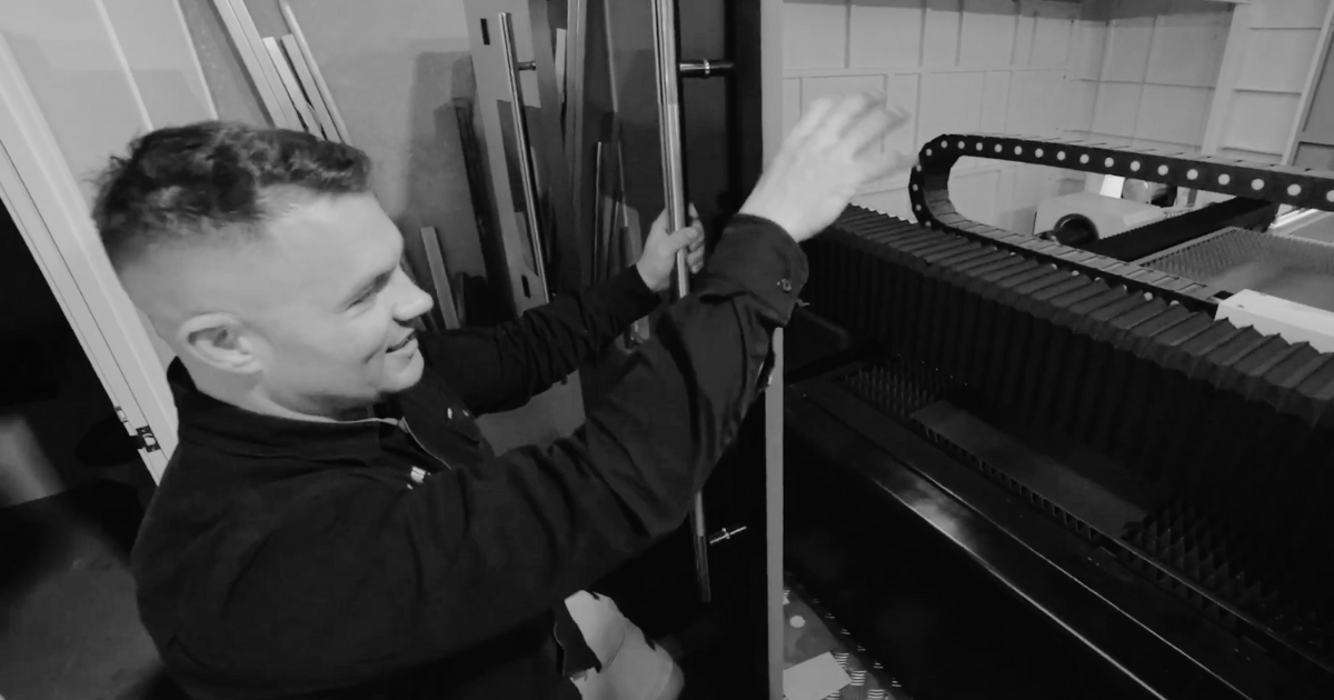 What to Expect When You Work With Metalmorphic Laser