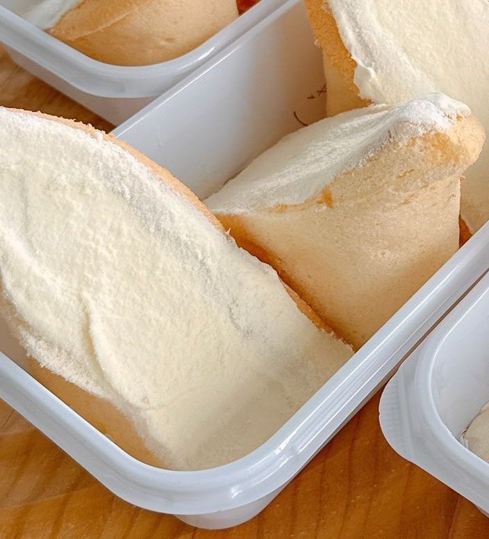Triangle Cheese Cake (2 x pieces)