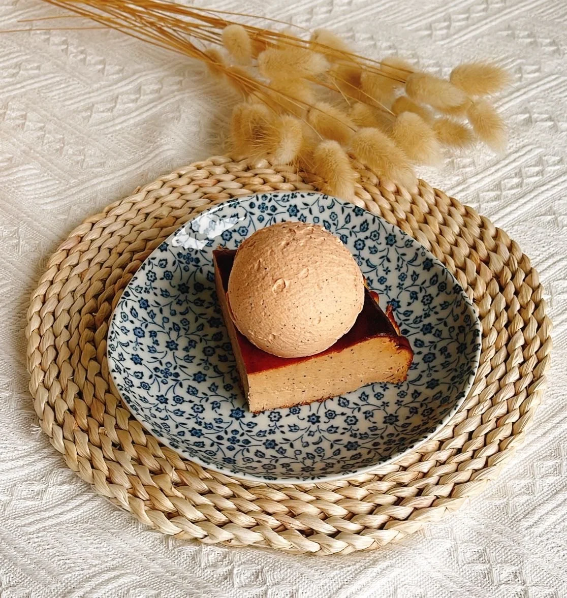 1/4 Thai Tea Basque Cheesecake