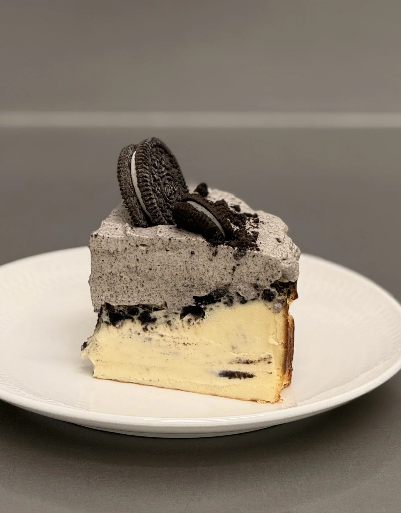 1/4 Oreo Basque Cheesecake