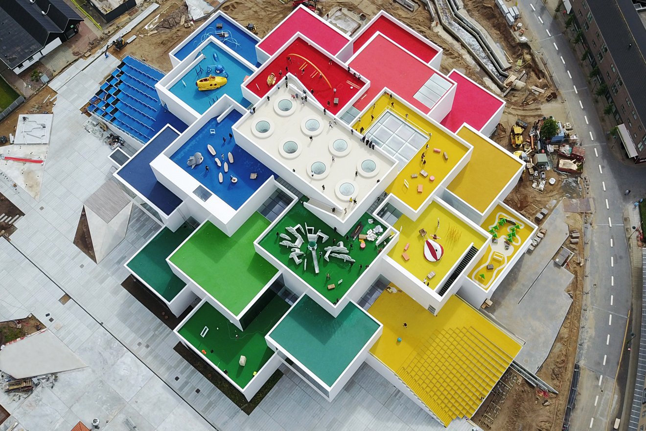 Lego house 01.jpg