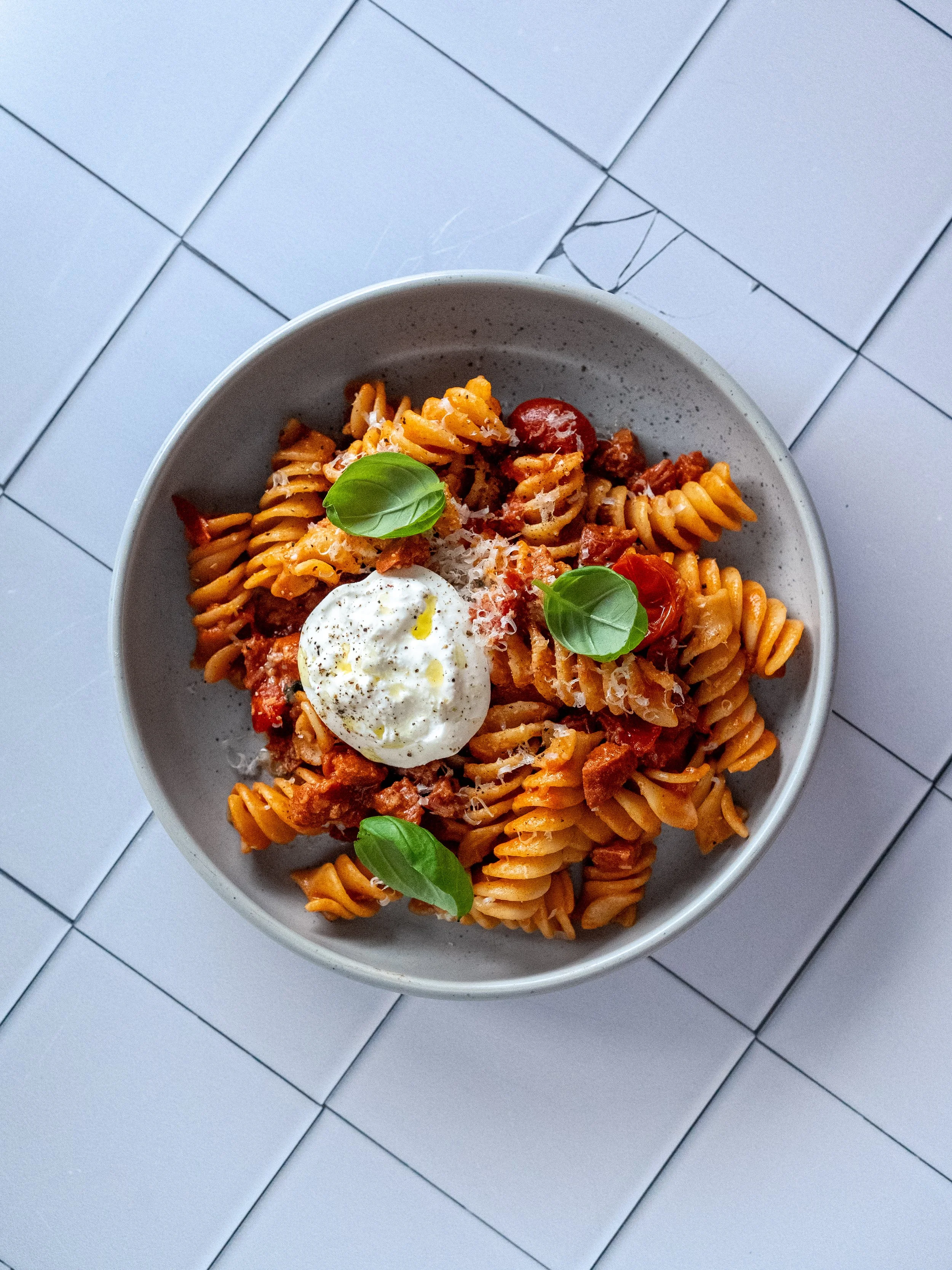 KREMOWY MAKARON Z CHORIZO