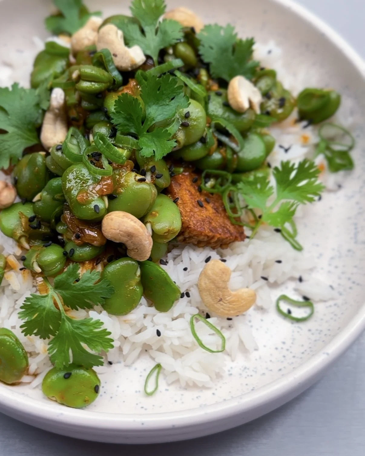 TOFU Z BOBEM PO KOREAŃSKU