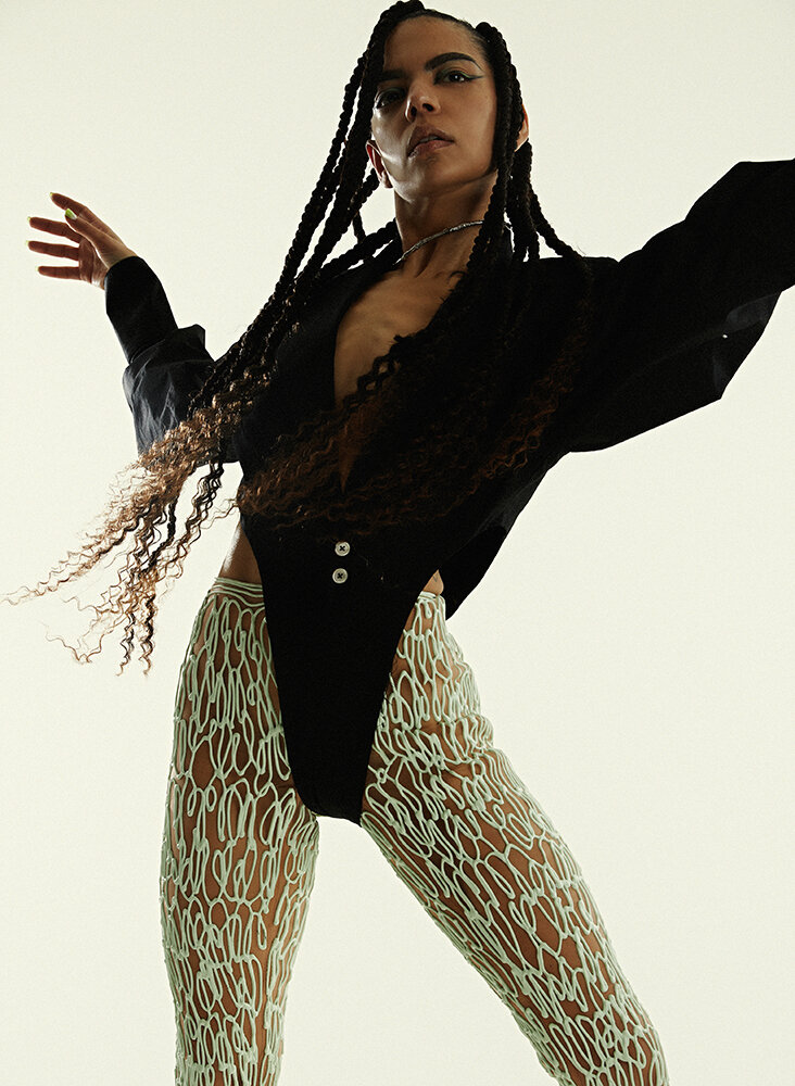 Kiani-X-Metal-Mag_Maria_Thomas_04.jpg