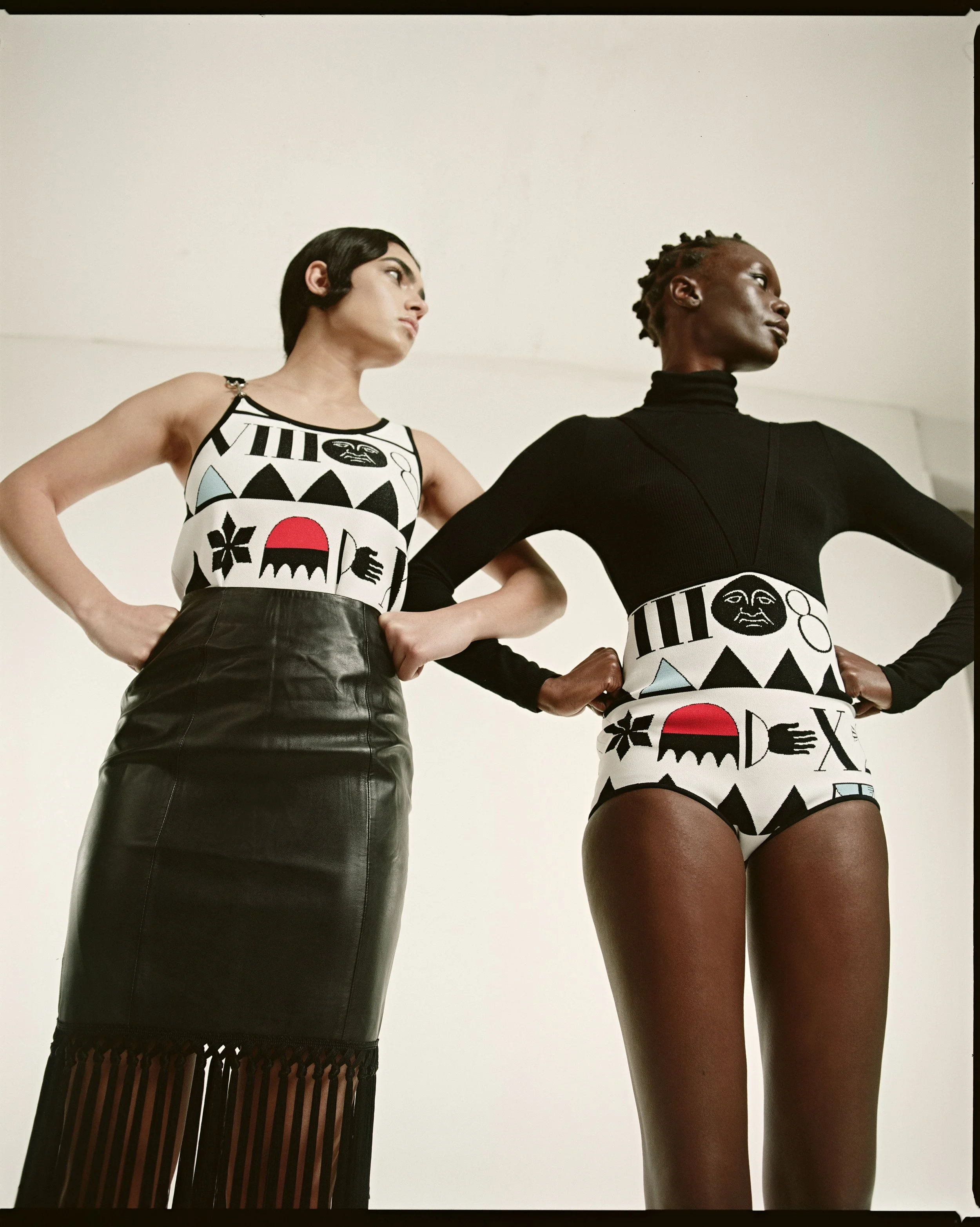 09_sisterhood_katia-wik-min.jpg