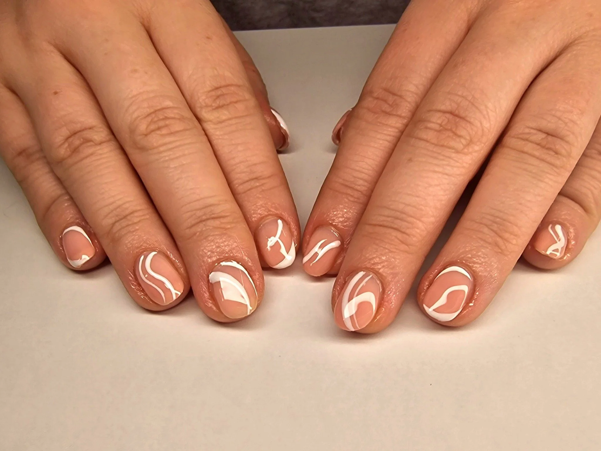 💅 Service: BIAB Gel Fingers with Intermediate Nail Art 
🕑 Time: 90 mins
💷 Cost: &pound;36

🧴Products: 
@the_gelbottle_inc 
@labology3 
@glitterplanetuk 
@thecuticlelab.ltd 
@brazzcare_official 
@katiebarnes.toolrange 
@homeofnailart