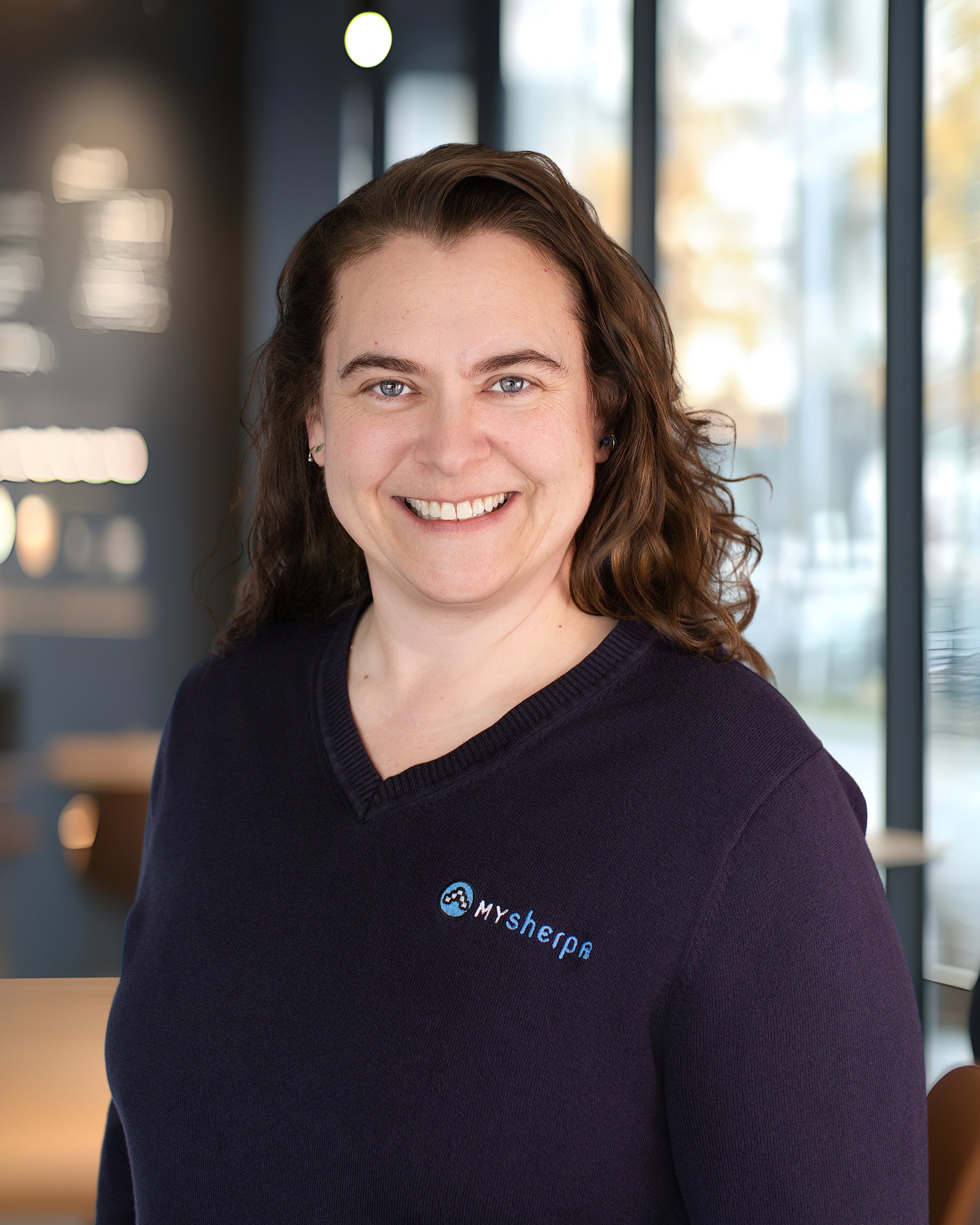 headshot_mysherpa-(1 of 2)_(10).jpg