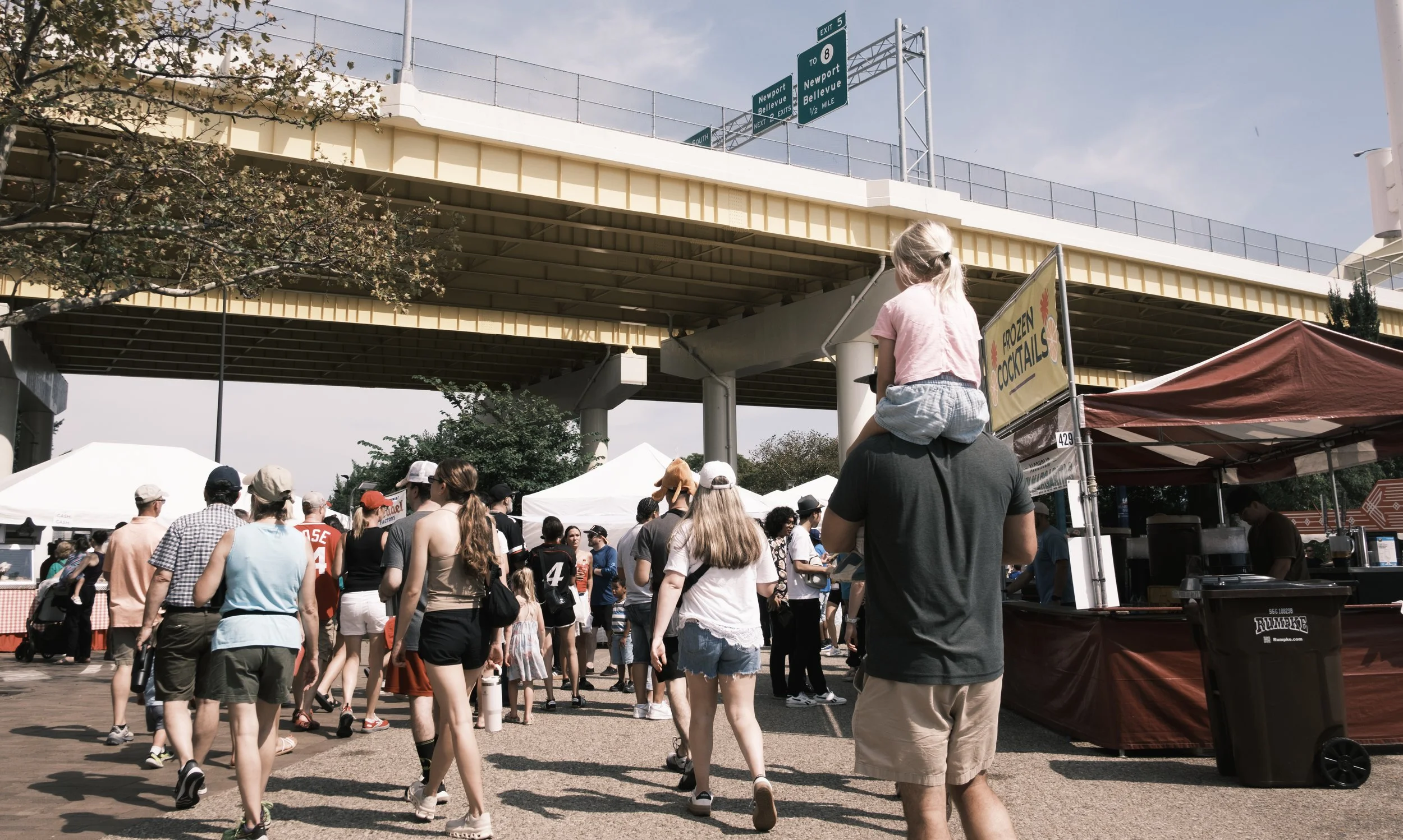 dadanddaughter.oktoberfest.cincinnati copy.jpg