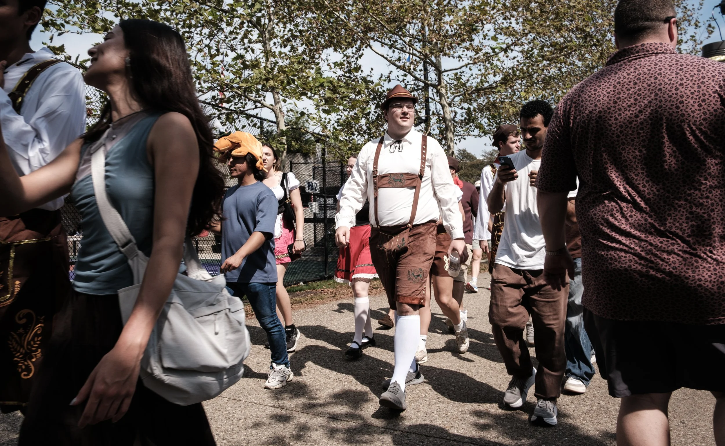 octoberfest.happy.giant.jpg