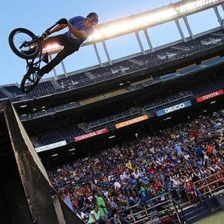 From intimate events to grand arenas, our talented entertainers captivate audiences worldwide! 🚴🏻‍♂️
#TalentAgent #Entertainment #Events #Arena #FamilyEntertainment #LetUsEntertainYou #ReadySetShow BMX #StuntShow #StarAttractions