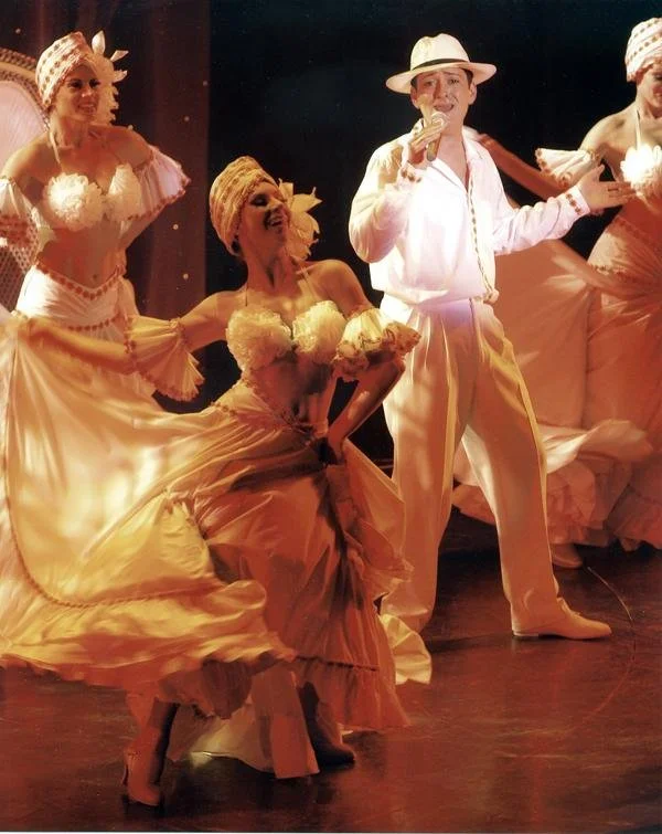 Venues big and small, we have the talent to fill them all! 💃
#TalentAgency #LiveTheatre #Musical #Events #Talent #ReadySetShow #LetUsEntertainYou #MainStage #EventEntertainment #LuxuryEvents #StarAttractions