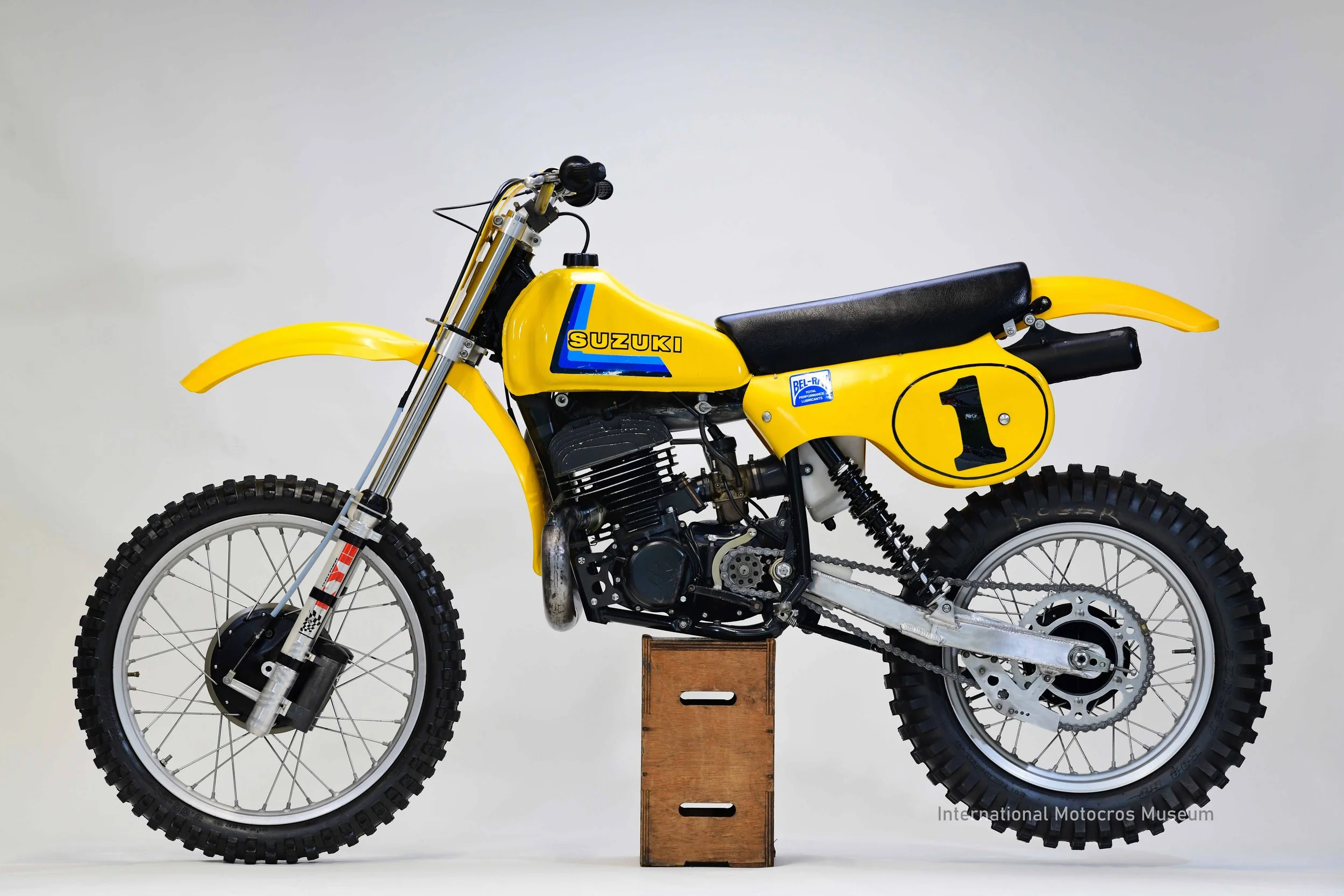 Suzuki Rn79 Gallery 1 | International Motocross Museum