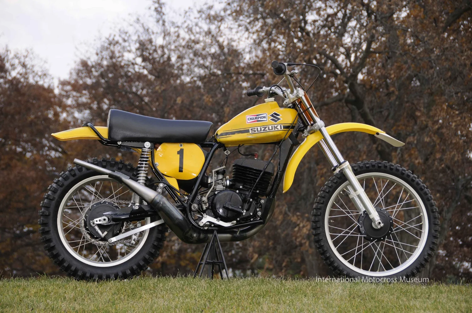 Snur R73 1973 Suzuki RN73 | International Motocross Museum