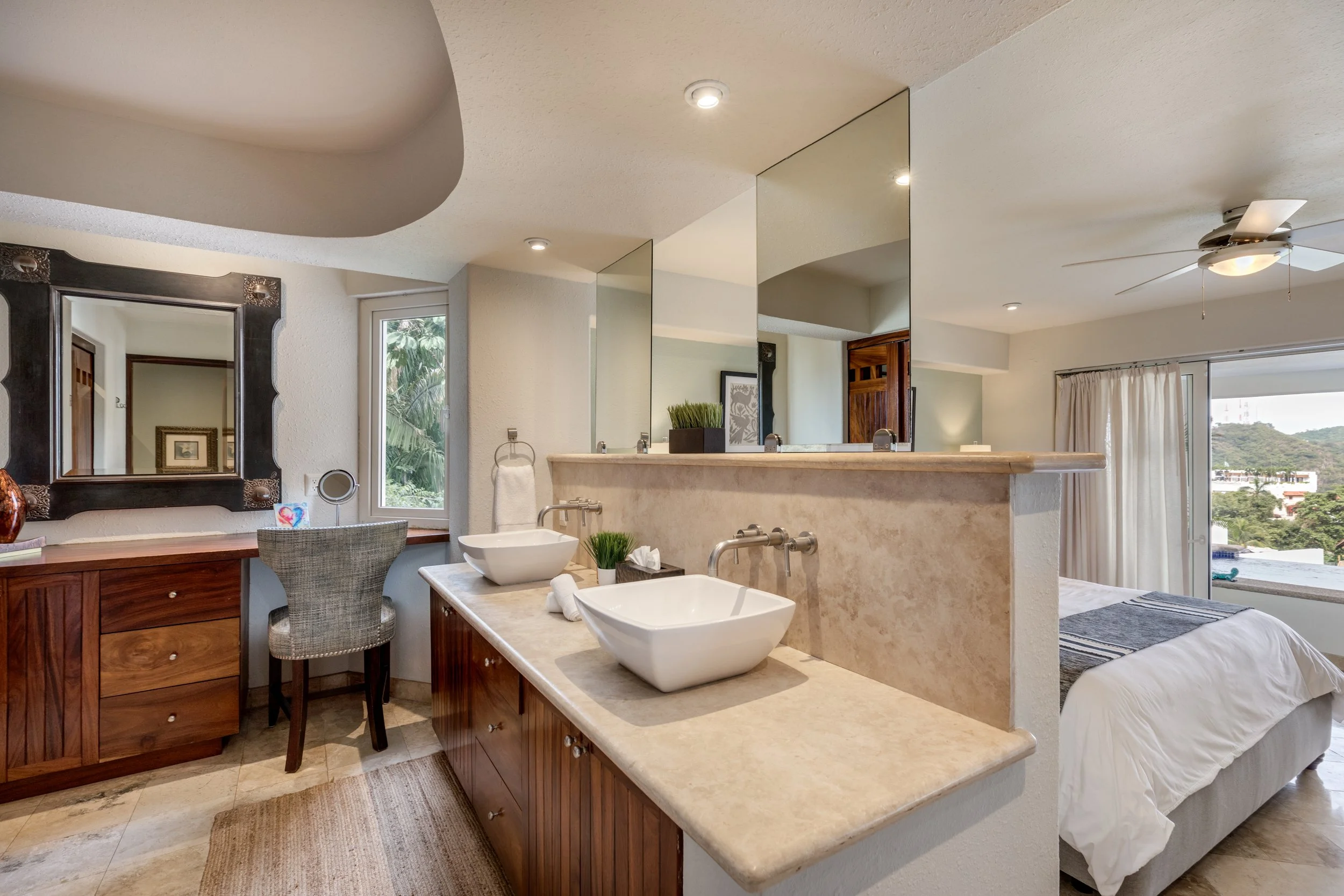 08-Primary Bath_02.jpg