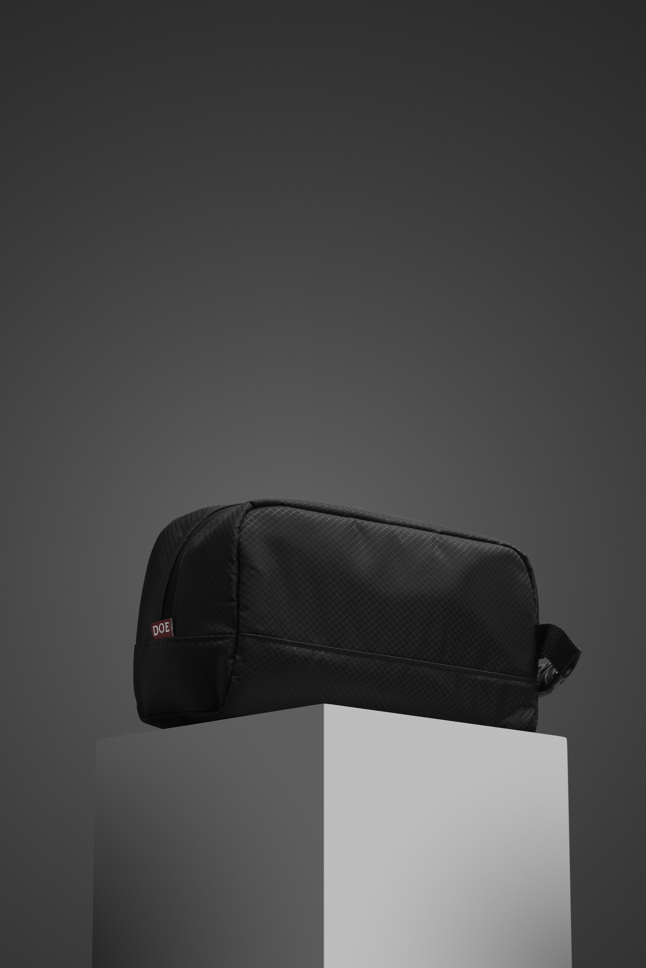 HR-Double Oak - Bags -0272 - Black-P.jpg