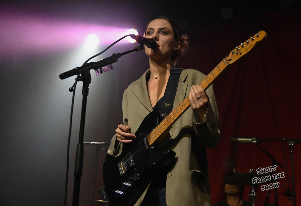 MikePfeiffer_StAndrews_WolfAliceMT-4254.jpg