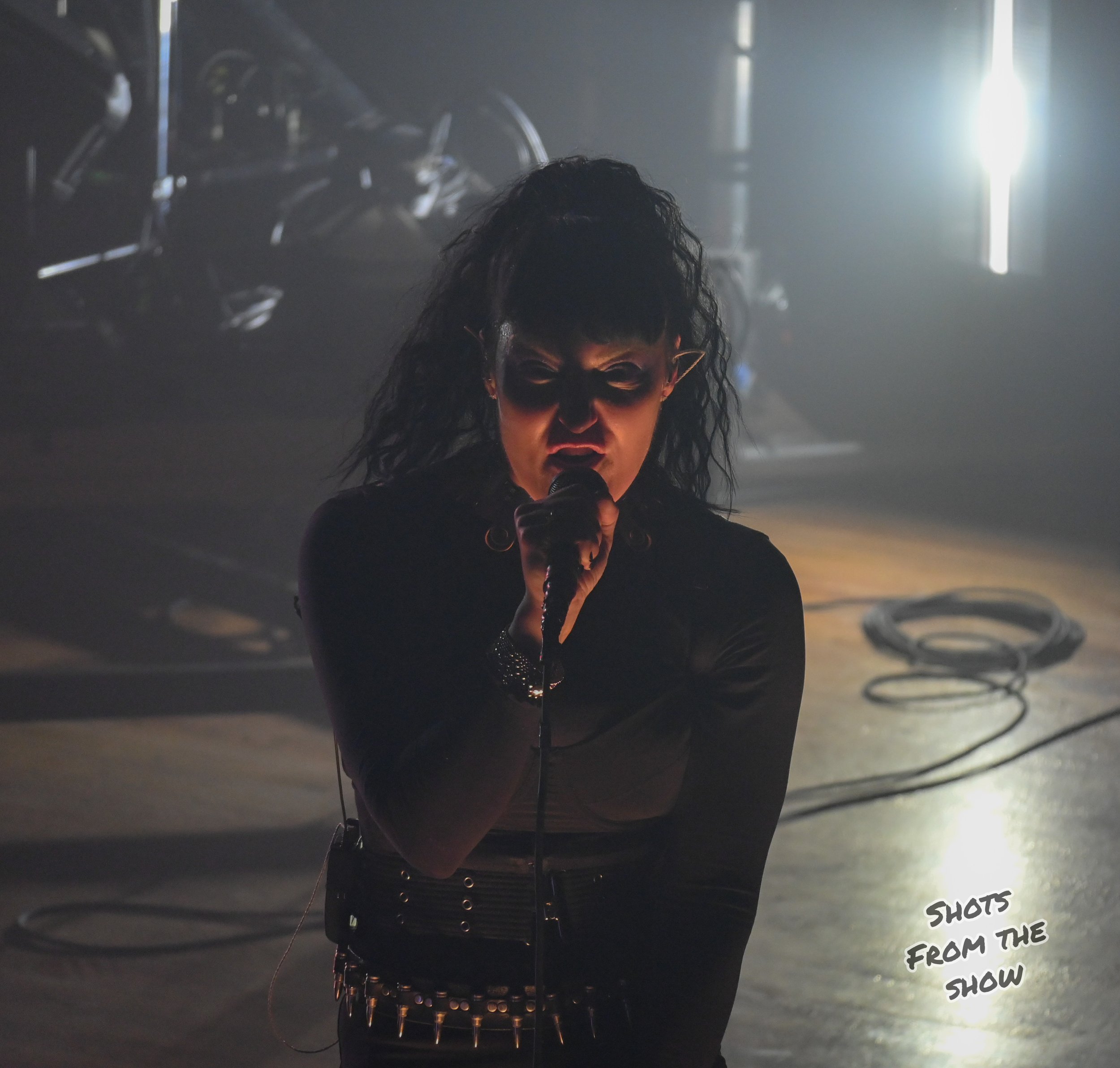 MikePfeiffer_theCrofoot_Chant_KMFDM-5002.jpg