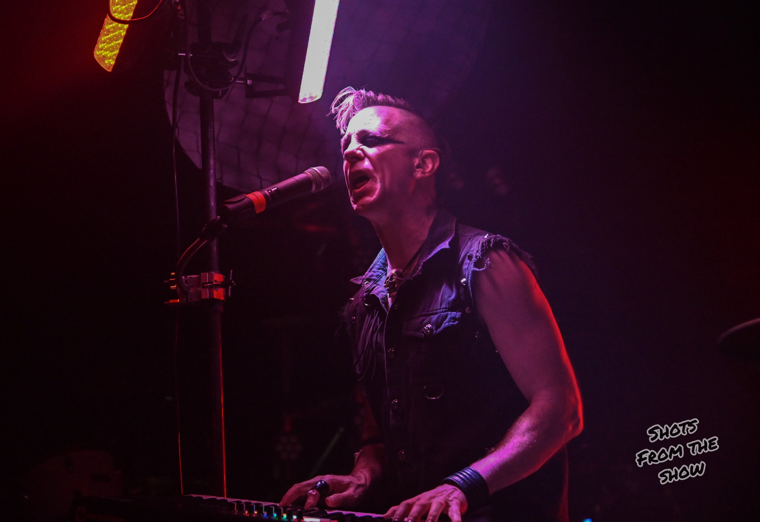 MikePfeiffer_theCrofoot_Chant_KMFDM-4582.jpg